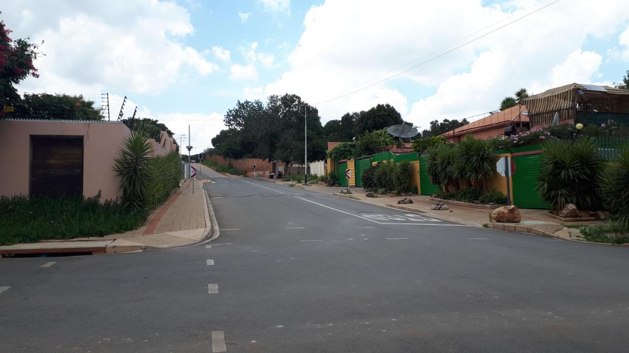 Relax In Aberdeen Johannesburg Exterior foto
